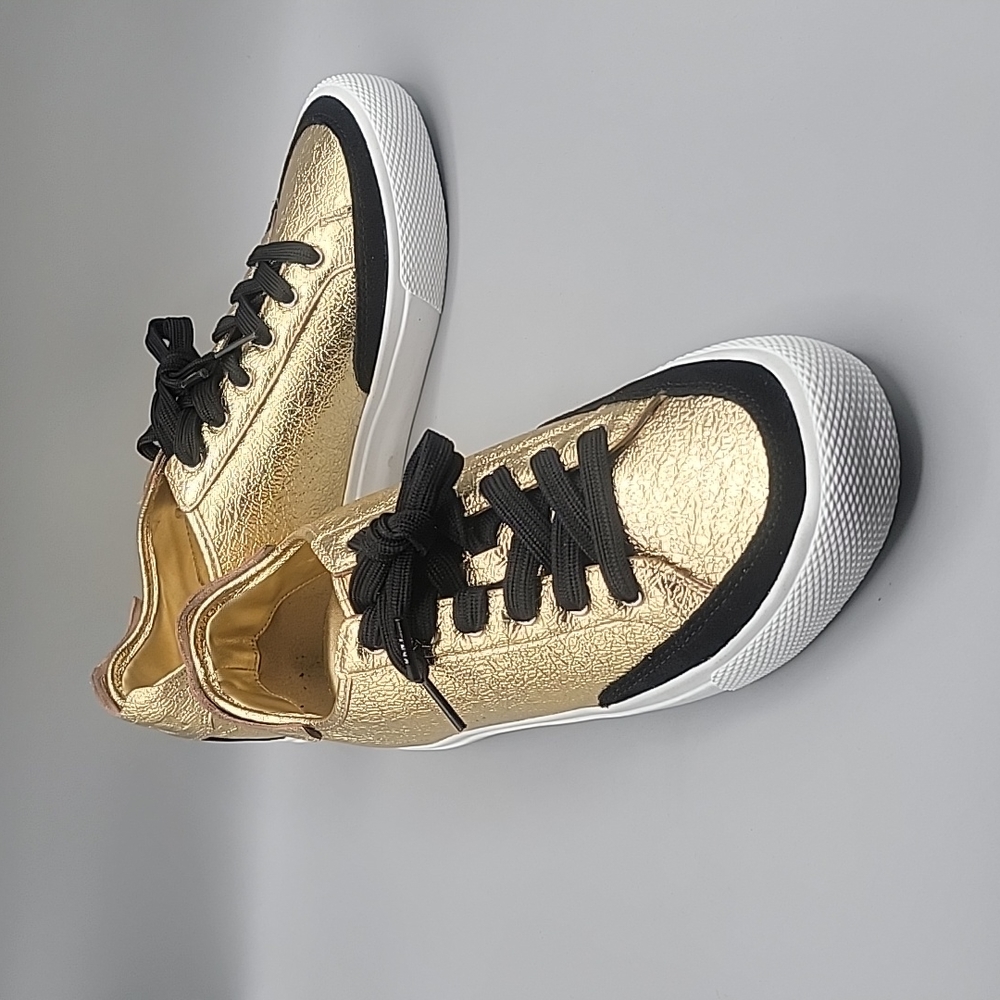 DKNY Gold Leather Reesa Lace Up Sneakers Size 8.5
